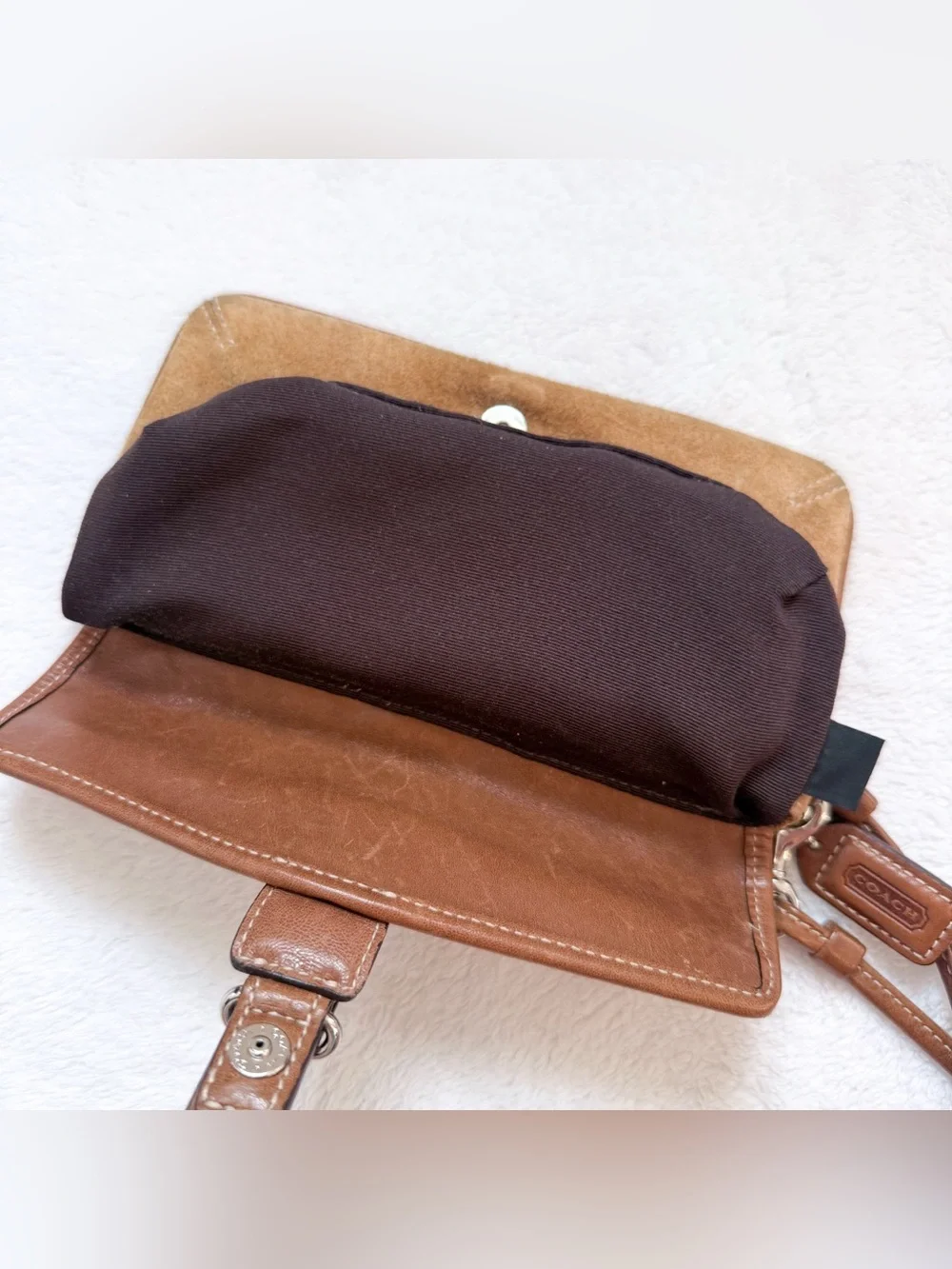 Vintage Coach Y2K Brown Suede Hampton Small Wristlet Wallet GUC